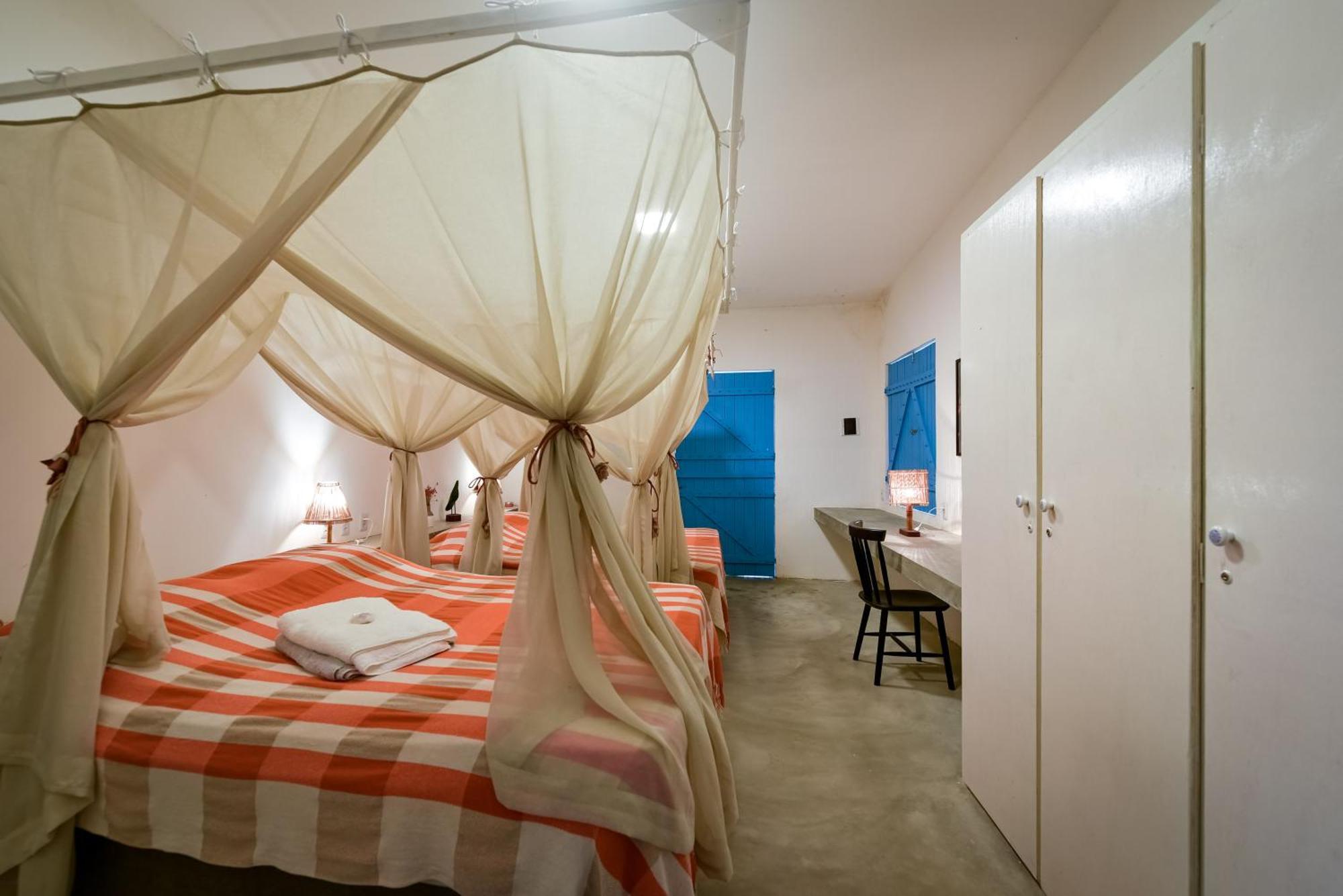 Fazenda Poco Pedras Country house *